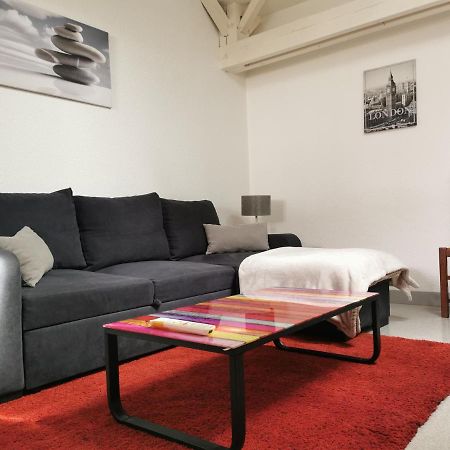 Appartement A 2 Minutes Du Centre Ville Avec Climatisation Perigueux Ngoại thất bức ảnh