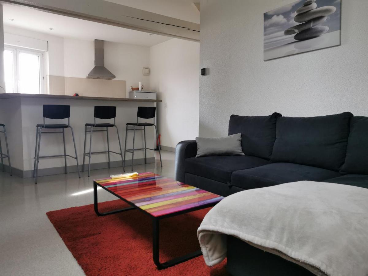 Appartement A 2 Minutes Du Centre Ville Avec Climatisation Perigueux Ngoại thất bức ảnh